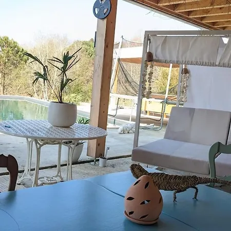 Cosy Arnaya Domaine Et Grande Piscine - 1 Hectare *